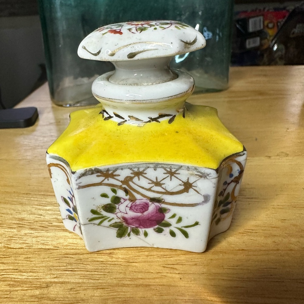 Vintage Napoleon style perfume bottle 1940-60